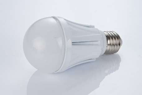 LED žiarovka CCD 20 x SMD 5630 E27 8W teplá biela